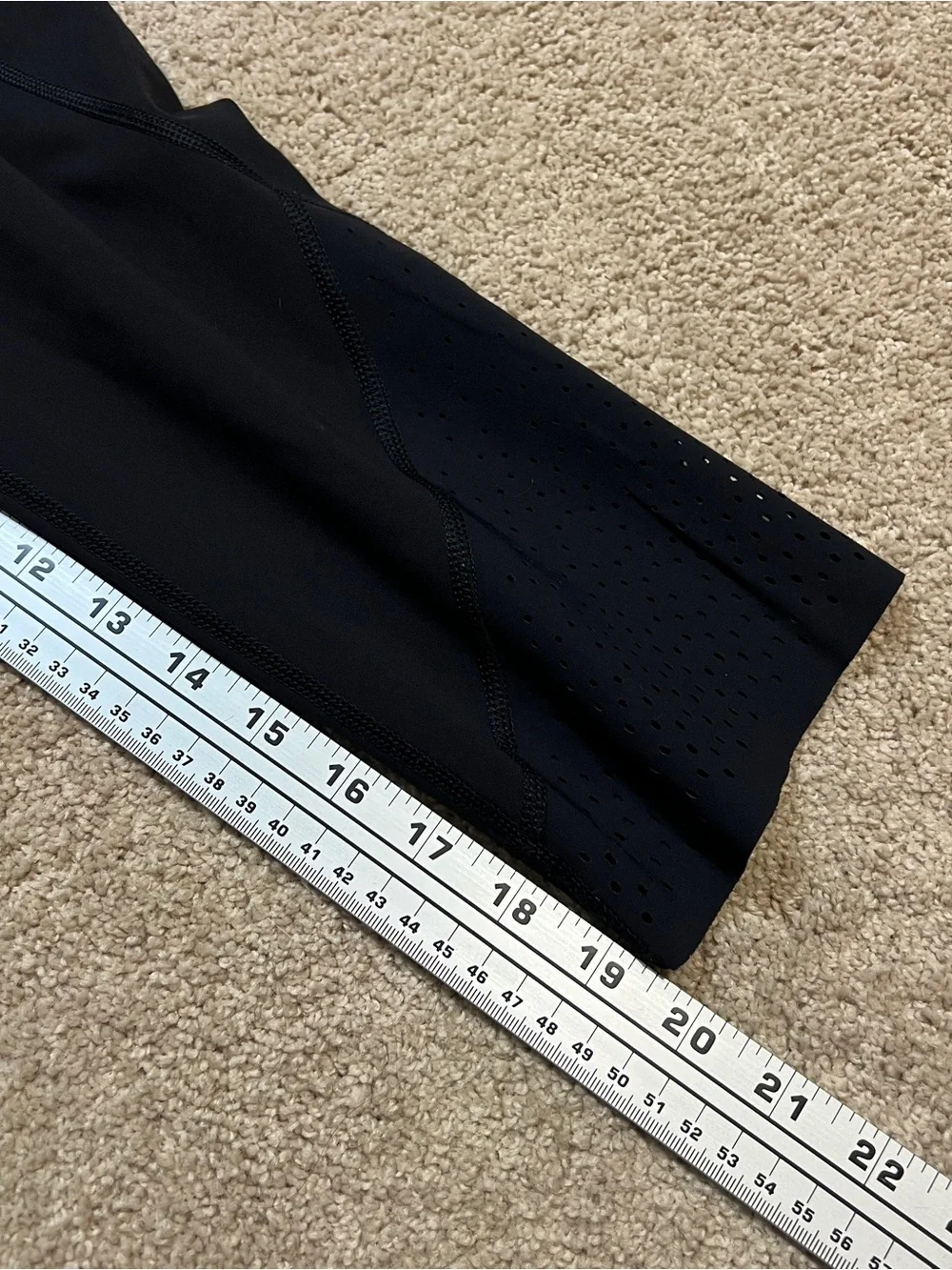 Women’s Lululemon Wunder Under High Rise Cropped Leggings Size 8